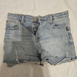 GAP Light Blue Jean Shorts with Frayed Hem - SIZE 4